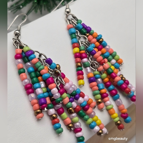 ✨2/$10✨ Handmade Multicolor Seed Bead Tassel Earrings Boho NWOT - Picture 3 of 6